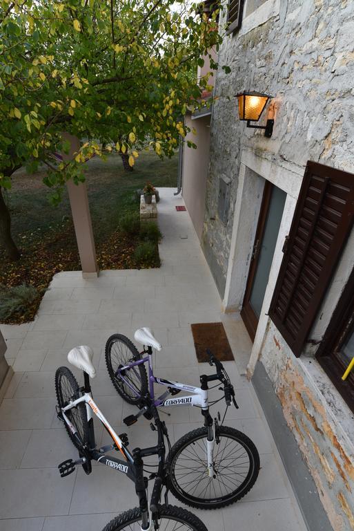Holiday Home Brhanici Svetvinčenat المظهر الخارجي الصورة